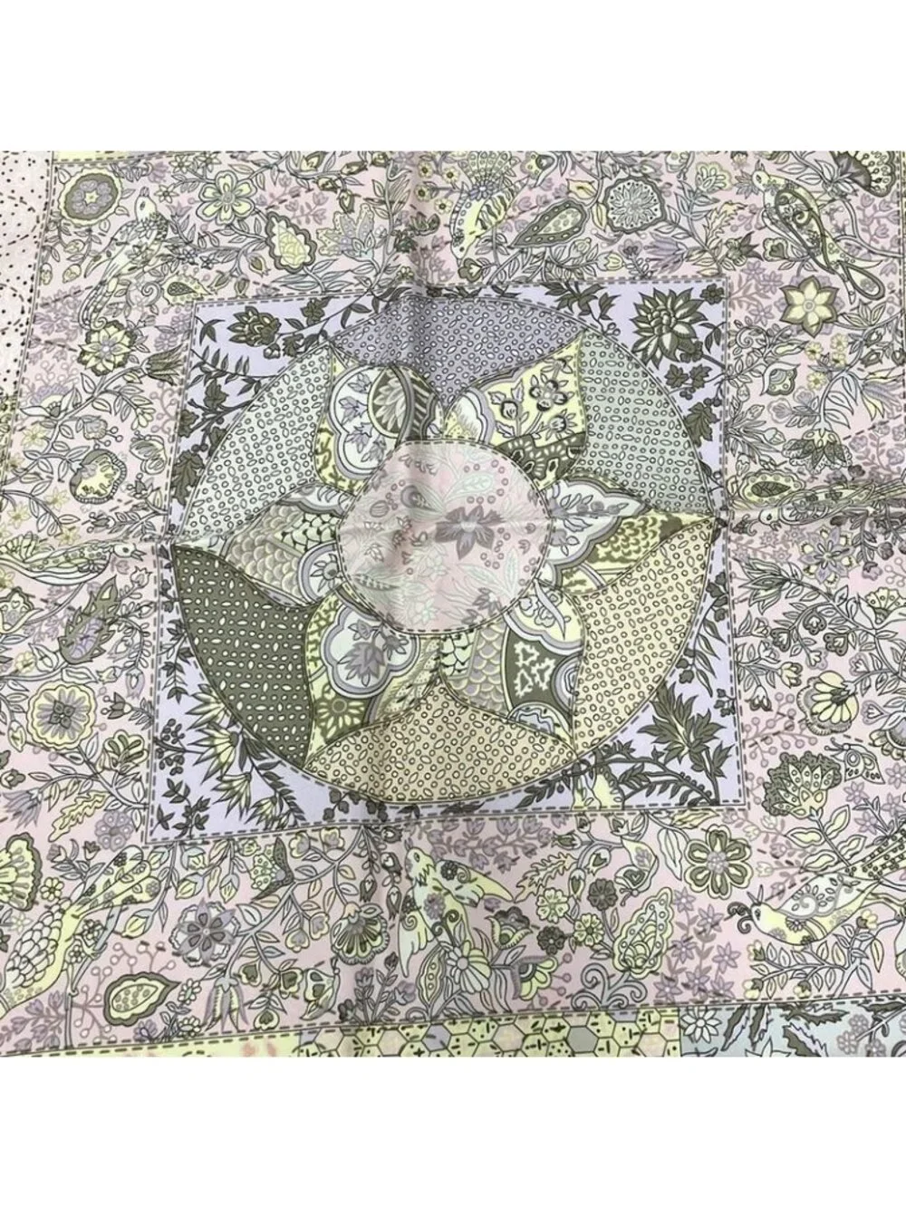 ★SOLD★ Hermes Scarf Carre 90 Light Blue Pink Multi Pique Fleuri de Provence - Picture 4 of 5